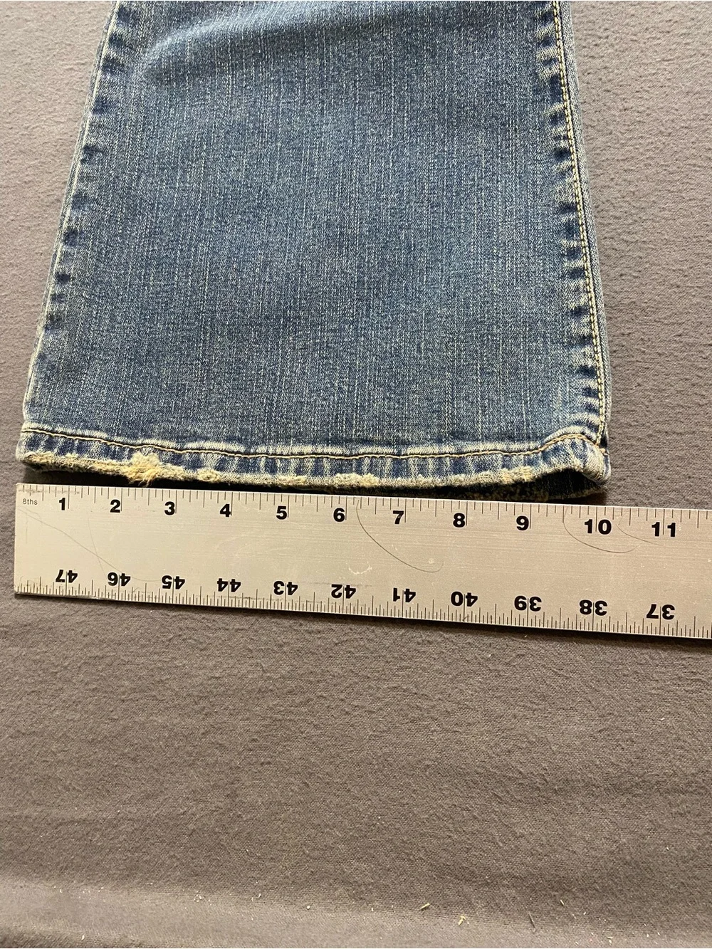 Silver Jeans Light Wash Flare Jeans Medium Wash Bootcut Size 28/35