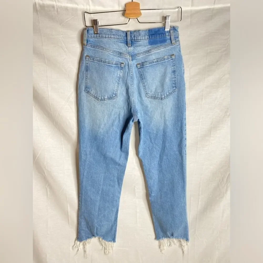 Abercrombie Ultra High Rise‎ Kick Flare 28/6 distressed raw hem denim