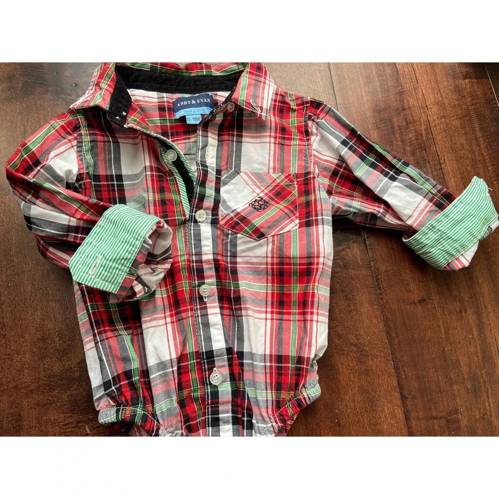Andy and Evan‎ plaid Christmas onesie 12-18 mos fall