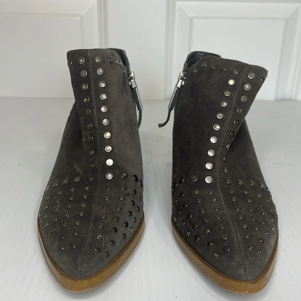 1. State polished studs