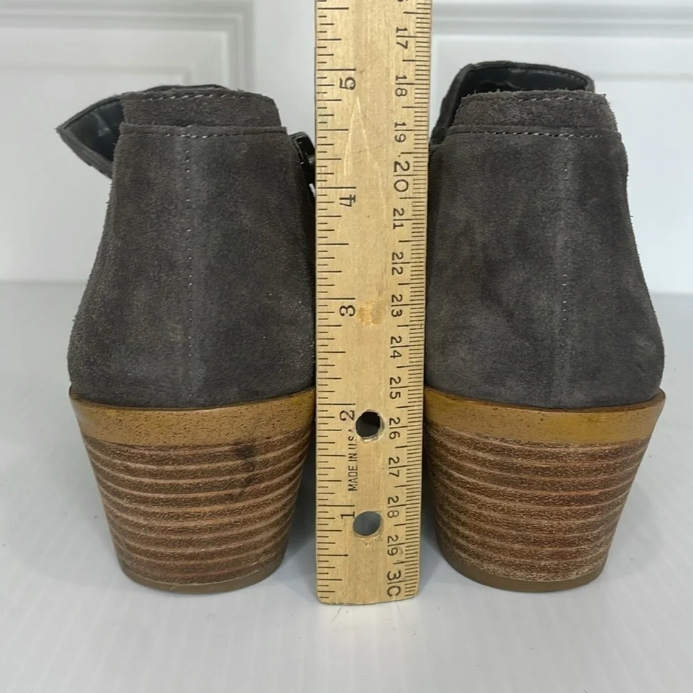 1. State polished studs