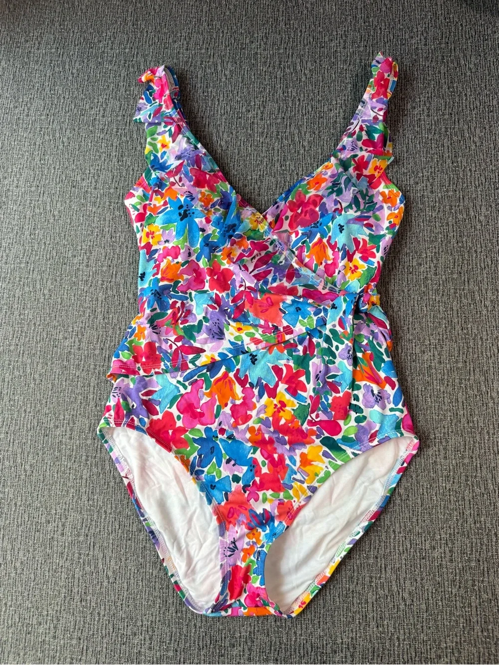 Tommy Bahama nwt tommy