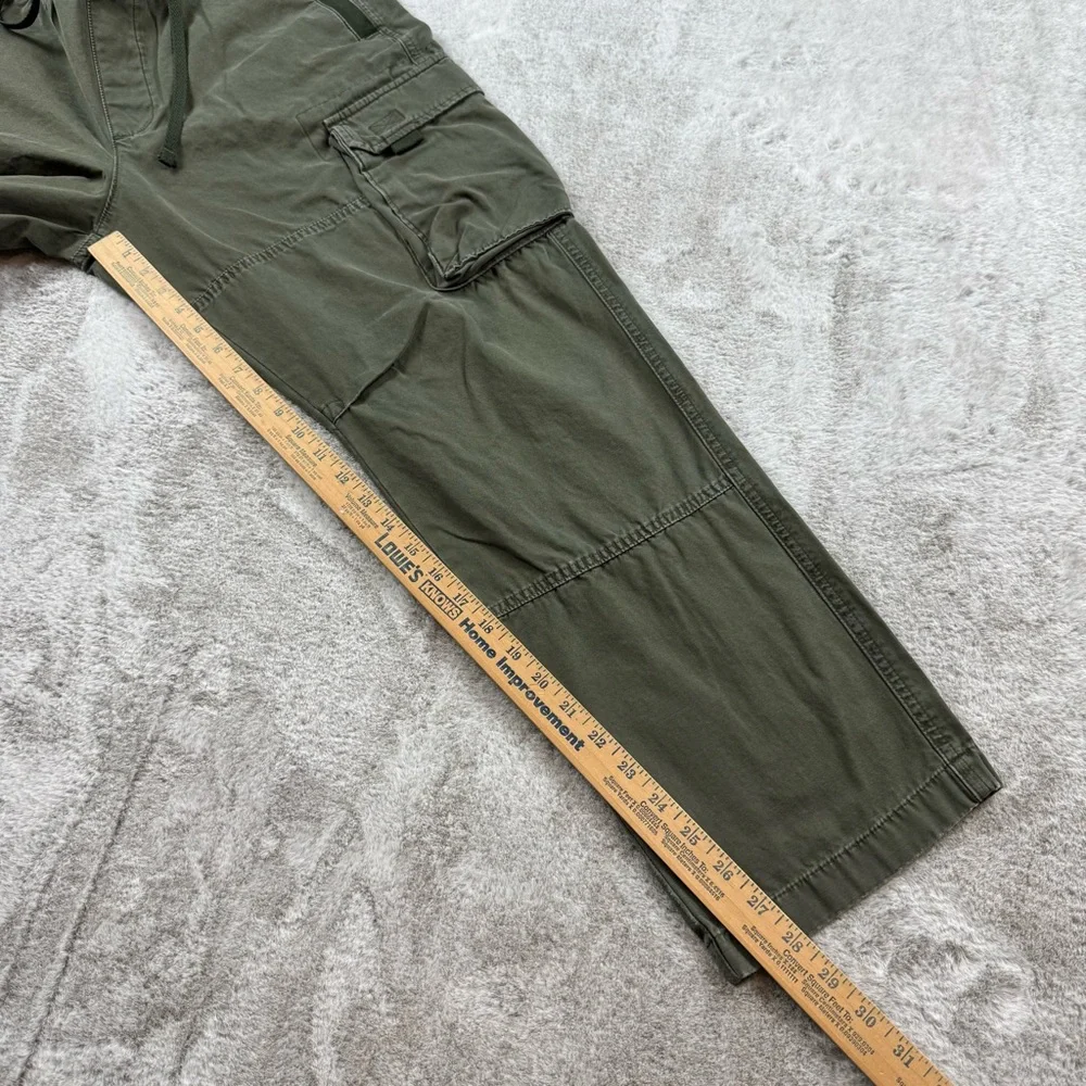 Abercrombie fitch military cargo pants men’s size Medium‎ 32X28 olive green