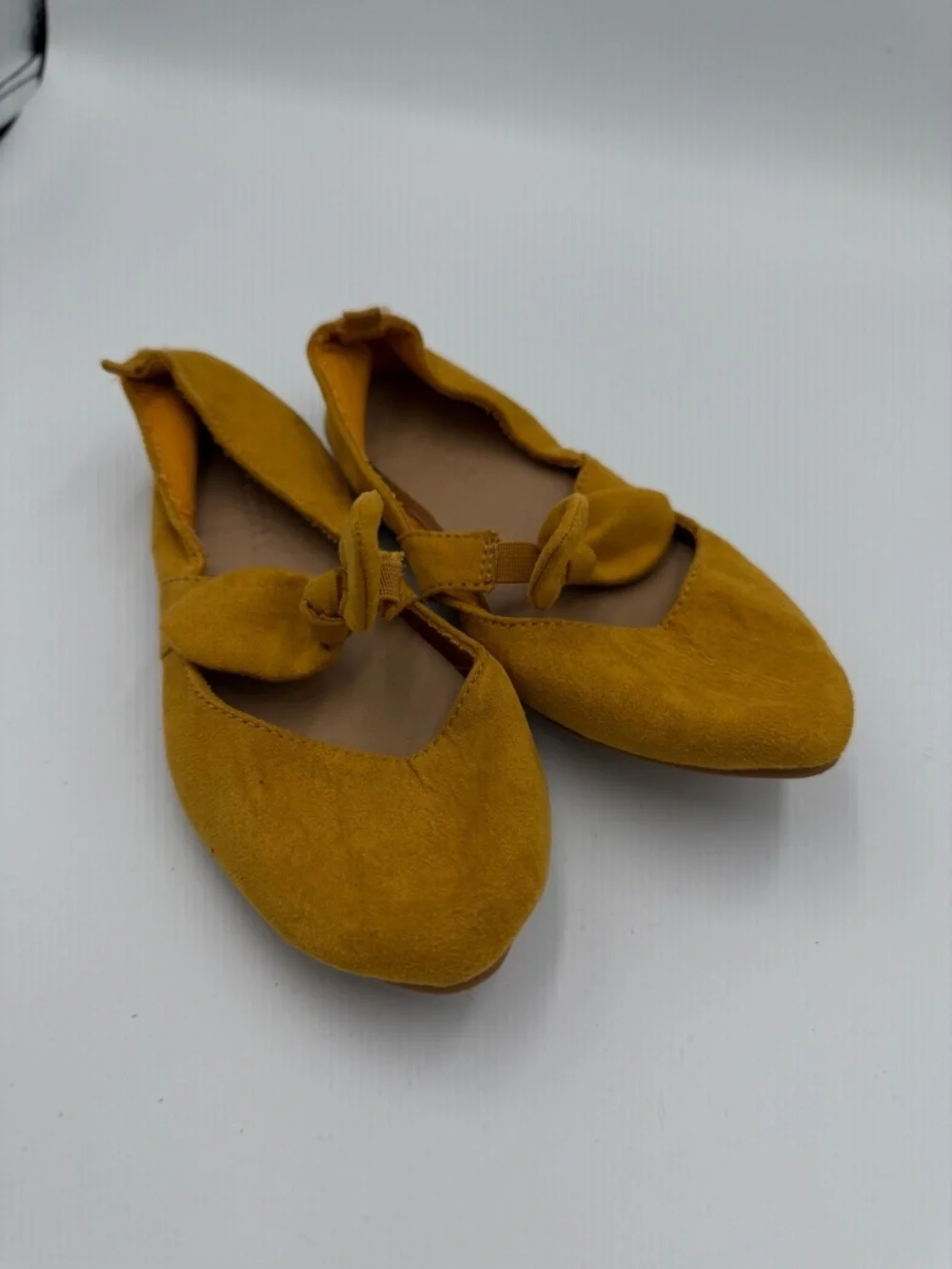 NWOT Old Navy Toddler Girls 11 Mustard Yellow Bow-Accent Girls' Ballet Flat Shoe