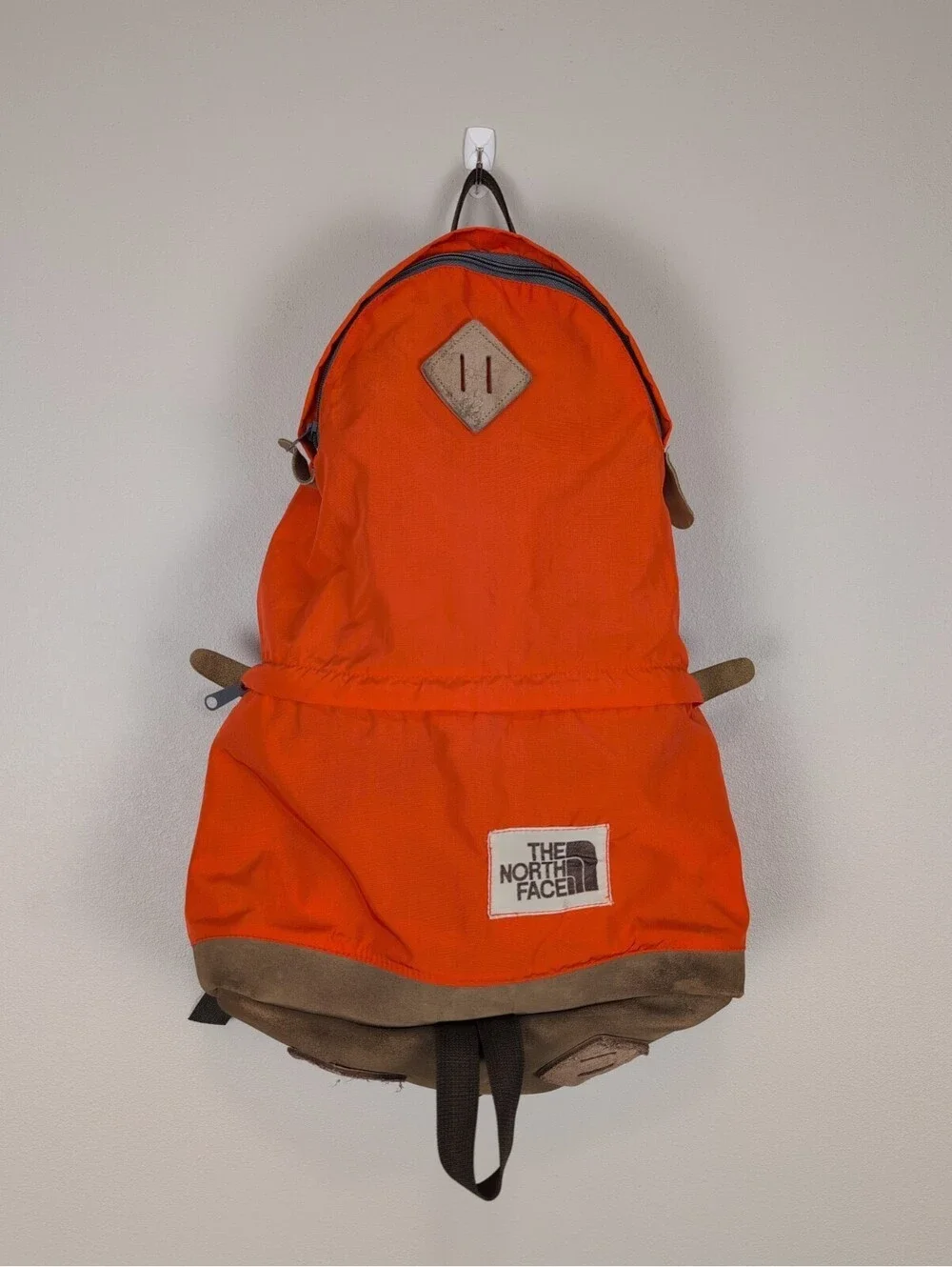 VINTAGE 1970’s TNF THE NORTH FACE  ORANGE BROWN & WHITE LABEL DAY BACKPACK