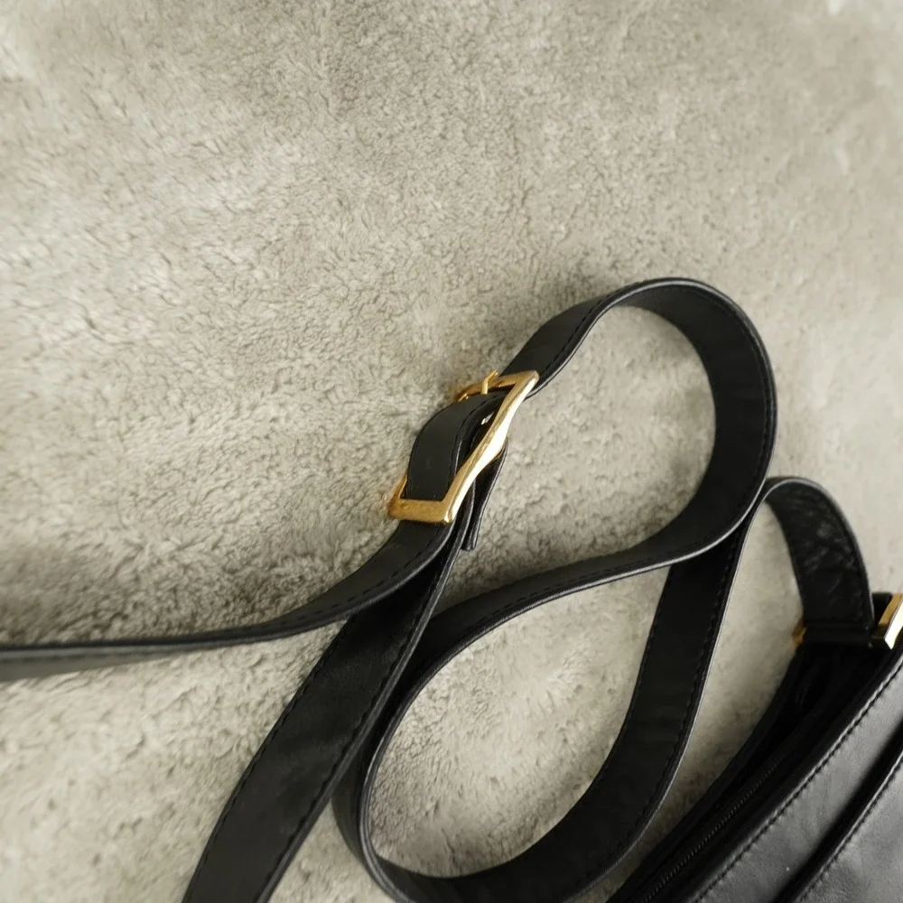 Vintage‎ Entienne Aigner Black Leather Shoulder Bag Double Compartment