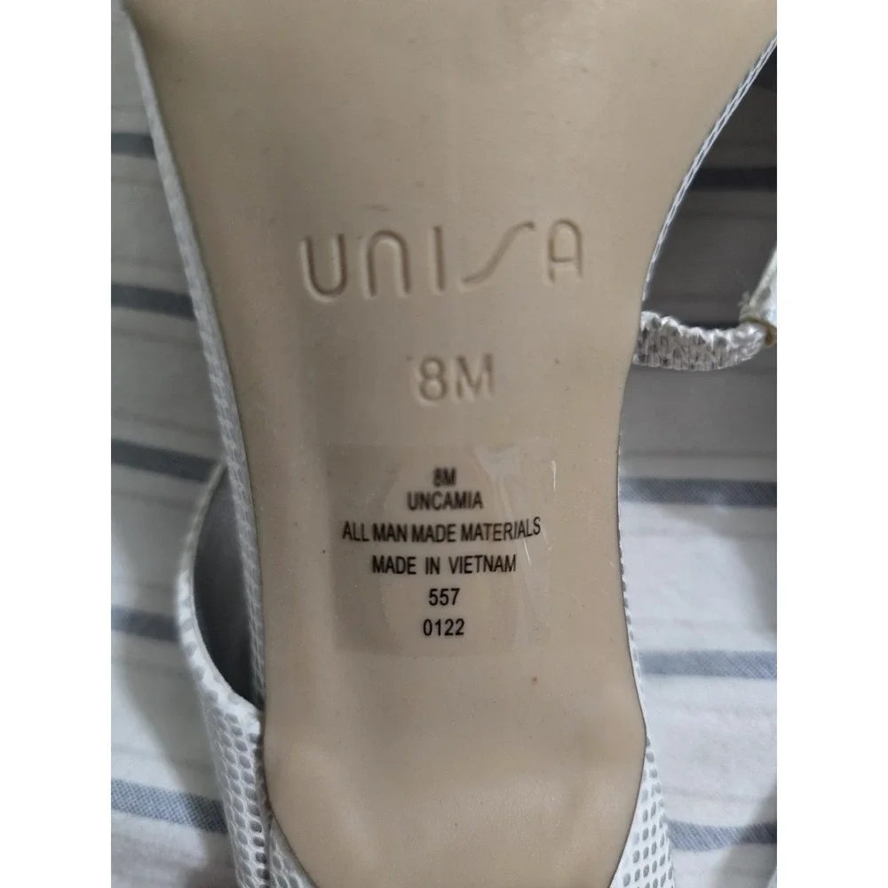 Unisa women white