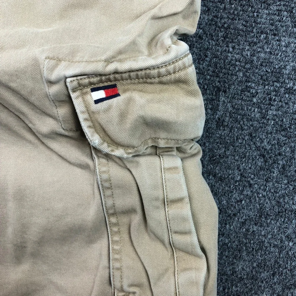 Tommy Hilfiger‎ Mens Cargo Shorts Size 40 Beige Outdoor Casual Everyday