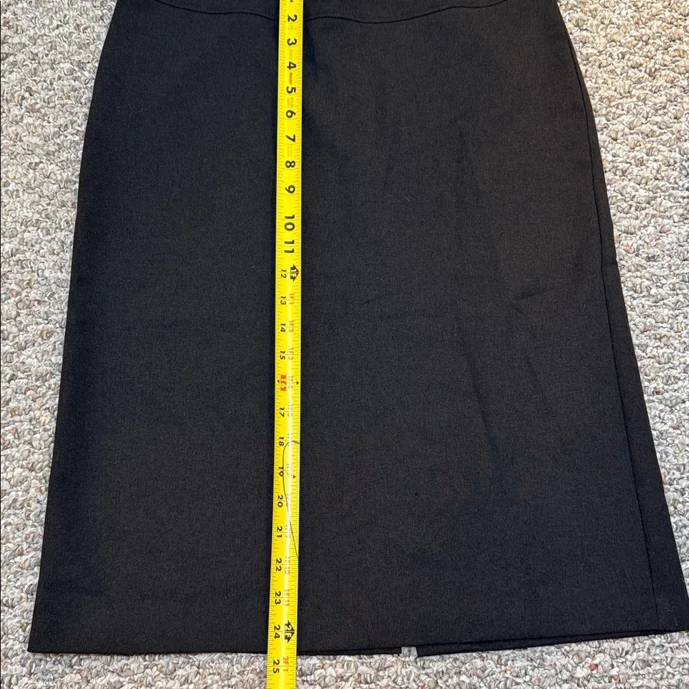 United Colors of Benetton Elegant Black Unlined Women's Skirt-size 44
