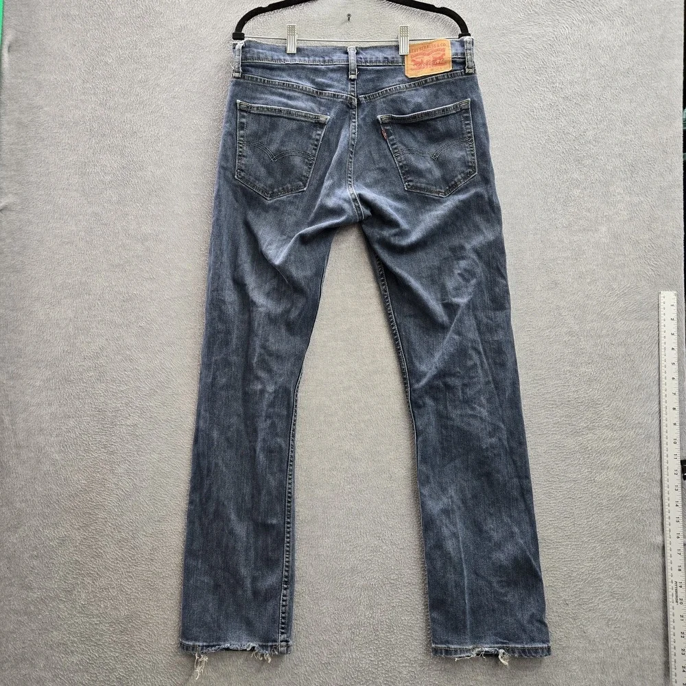 Levis may sizing item