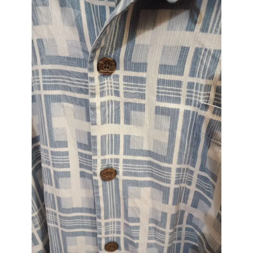 Tommy Bahama there above