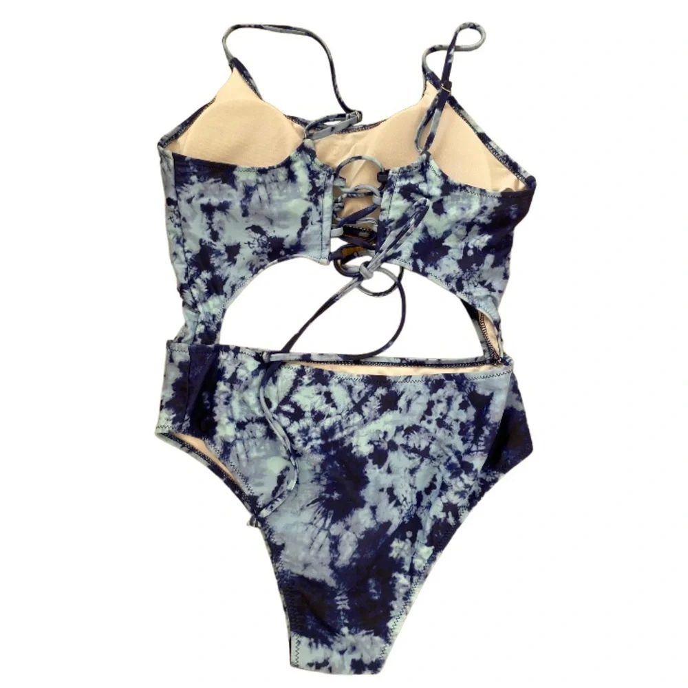 N/A polyester 82%