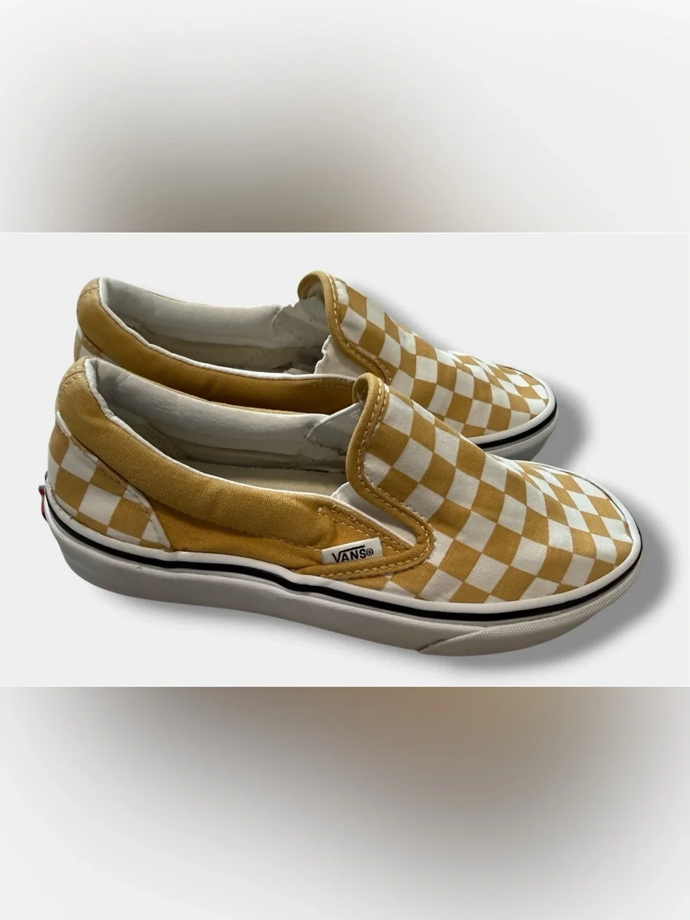Vans Classic Checkerboard Slip-On Sneakers Yellow White Men’s 4.5 Women’s 6