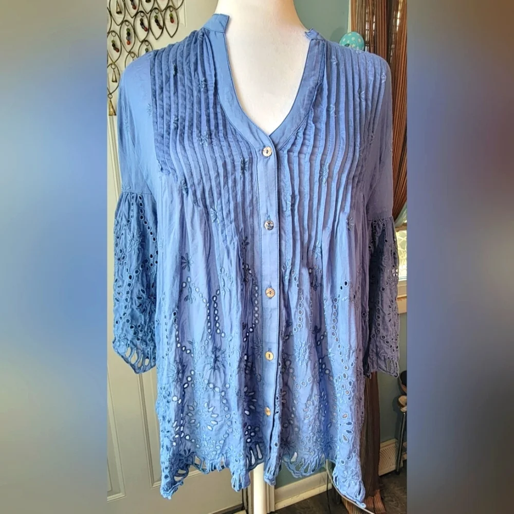 Johnny Was Huma Pintuck Blouse Women's S Blue Eyelet Cotton & Silk Semi Sheer