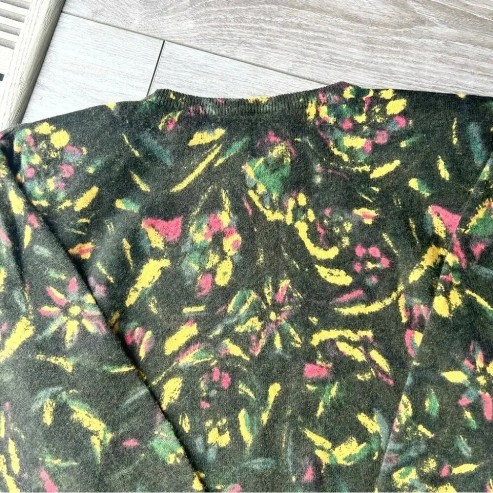 Vintage Alison H. 80s Art Print Wool Angora Blend Sweater Made in Hong Kong