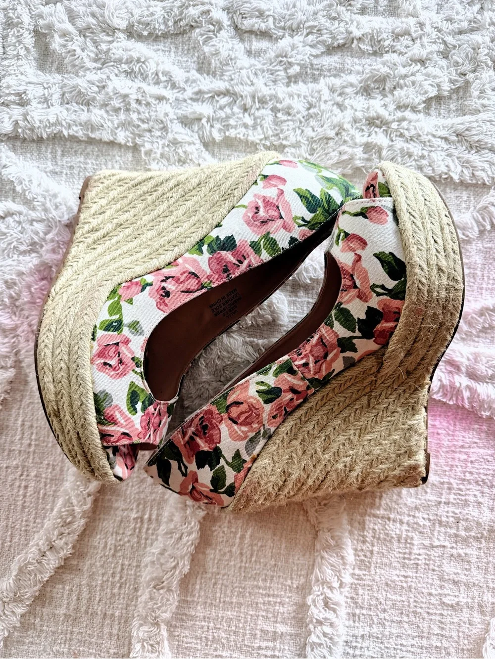 Betsey Johnson Valli Floral Espadrille Wedge Heels Pink Multi Size 7.5