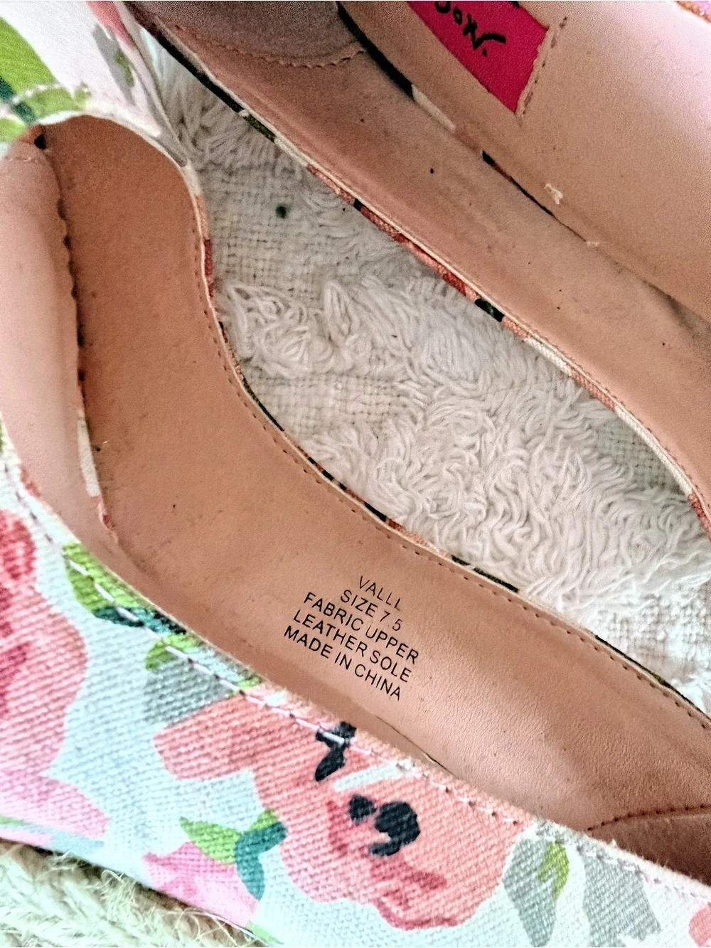 Betsey Johnson Valli Floral Espadrille Wedge Heels Pink Multi Size 7.5