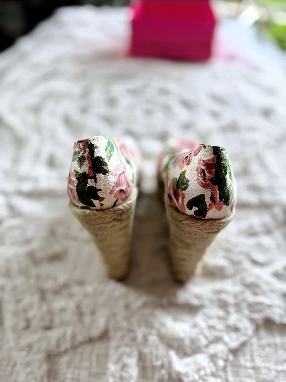 Betsey Johnson Valli Floral Espadrille Wedge Heels Pink Multi Size 7.5
