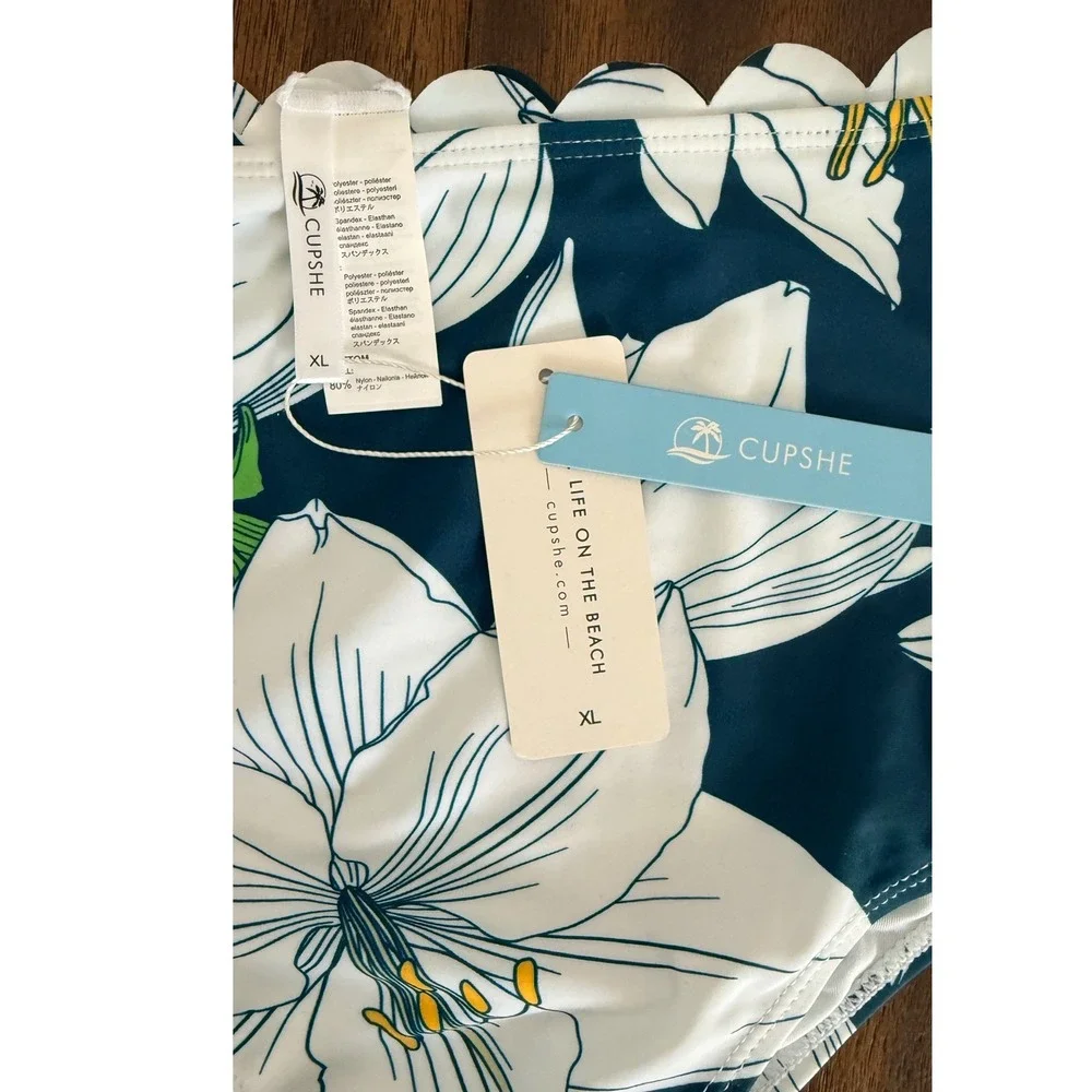Cupshe bikini set