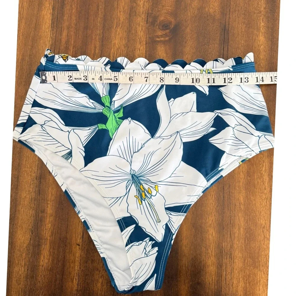 Cupshe bikini set