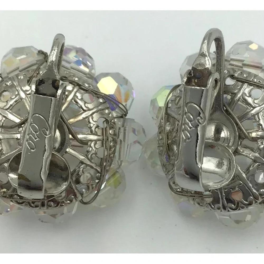 Coro vintage clip