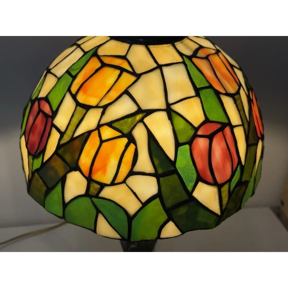 Vintage Tiffany Style Stained Glass Tulip Table Lamp Antique Bronze Base‎ 22