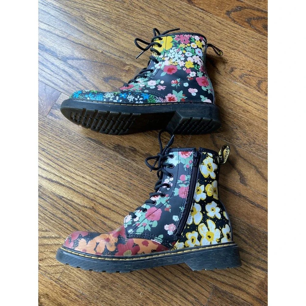 Dr. Martens size us