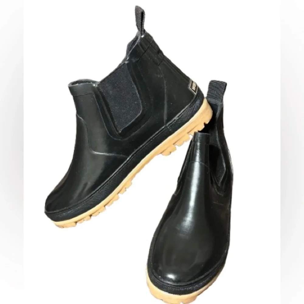 Woodstock Women's Rain Boots 9 Narrow