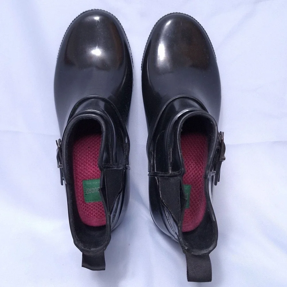 Cougar‎ Black Rubber Ankle Chelsea Rain Boots Women 8 Glossy Buckle Waterproof