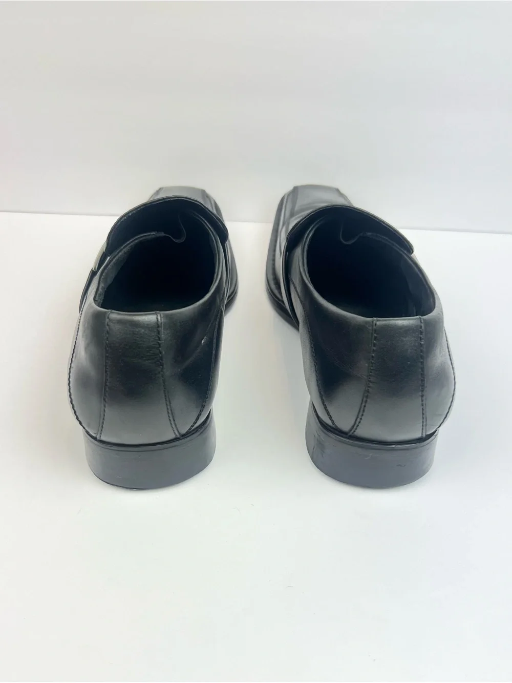 Kenneth Cole New York polished black