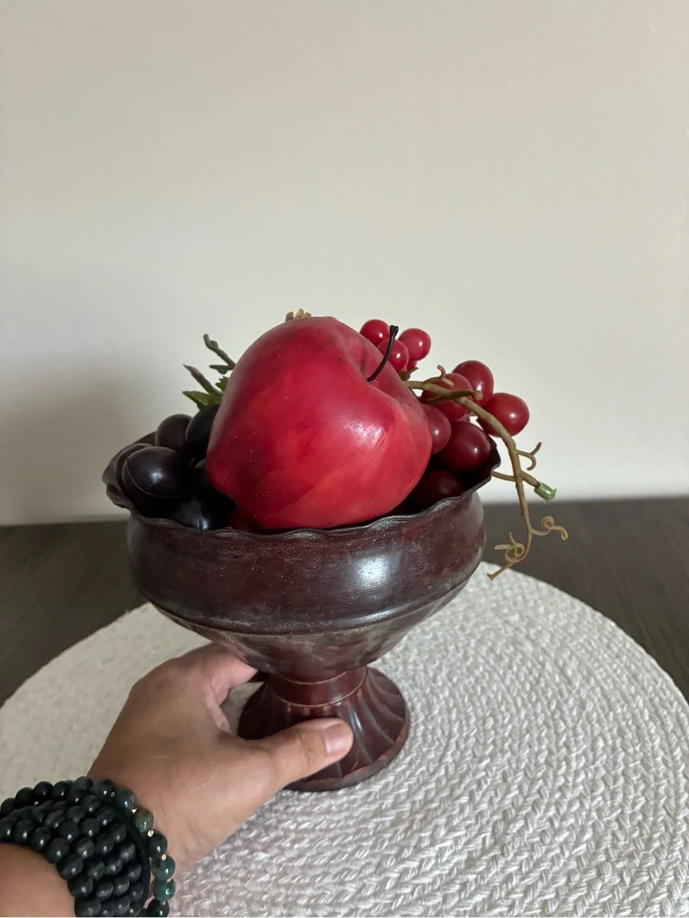 N/A attractive red