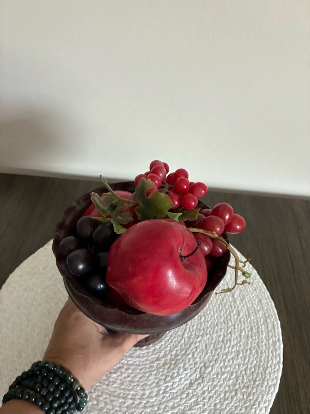 N/A attractive red