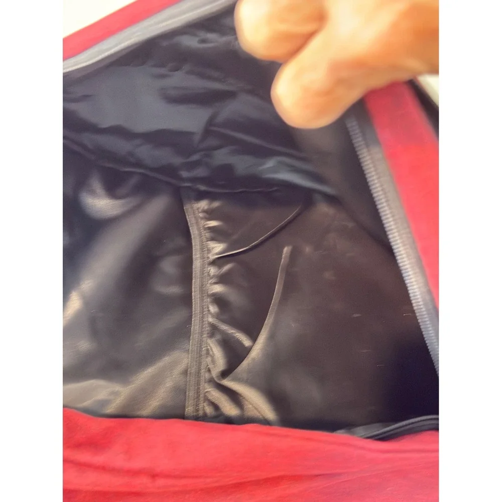 Pritek sling bag