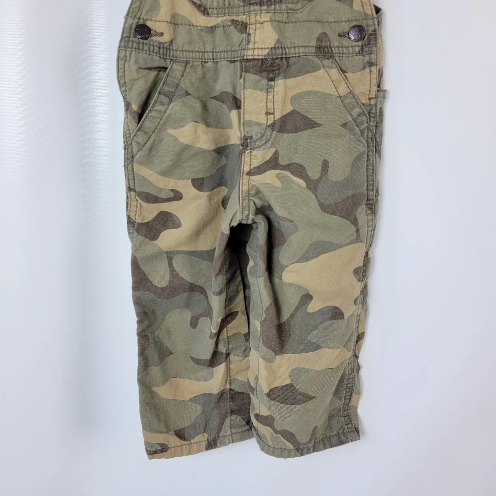 OshKosh Bgosh Camo 100% Cotton Overalls Boys Sz 18m Like New