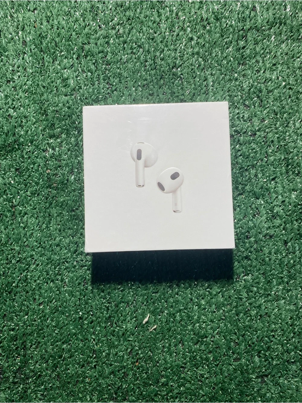 Apple AirPods (3rd Gen) Wireless Earbuds - White