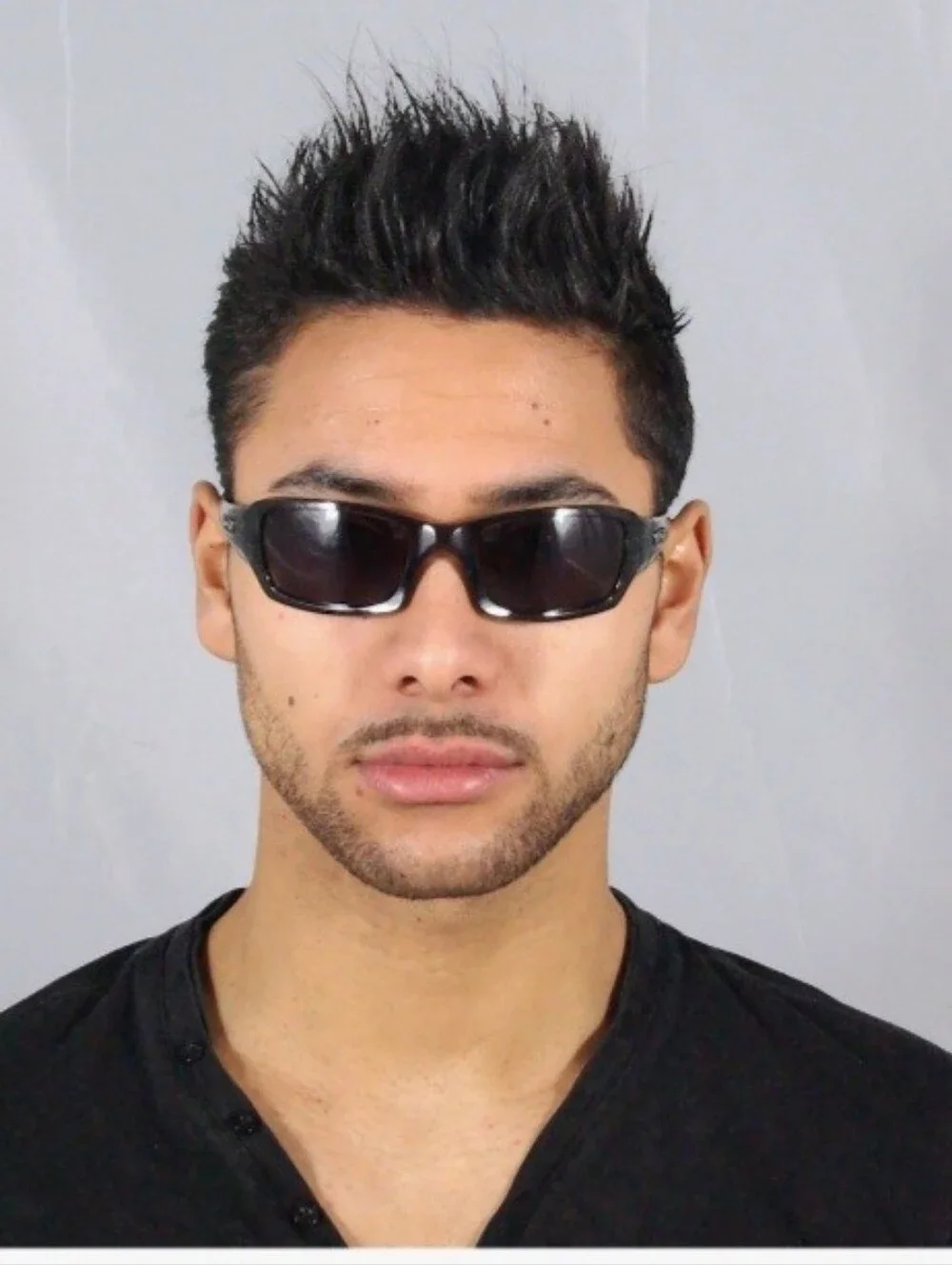 Oakley used frame silhouette