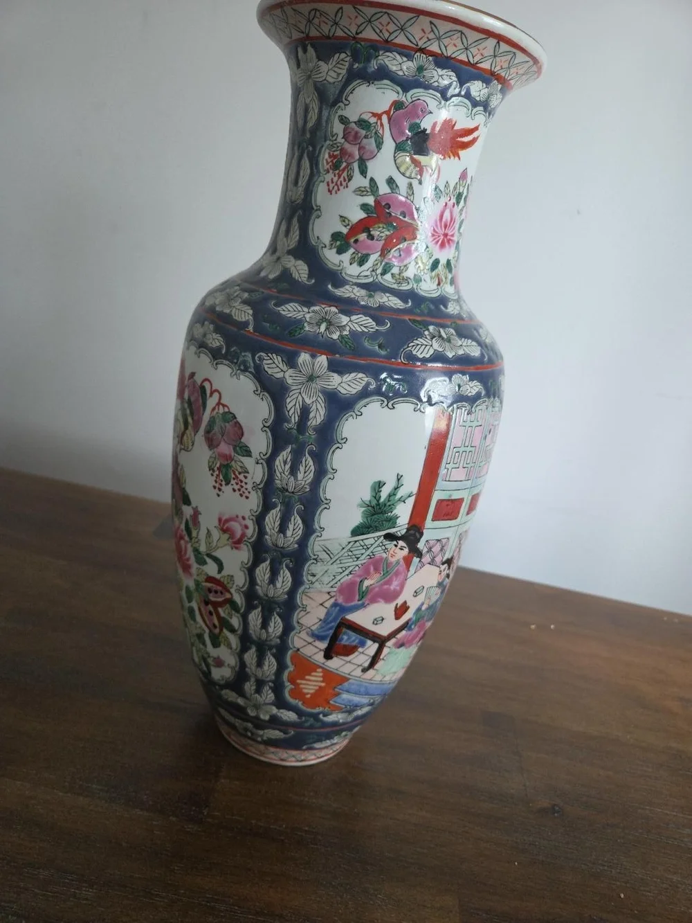 Vintage Chinese Famille Rose / Rose Medallion Porcelain Vase