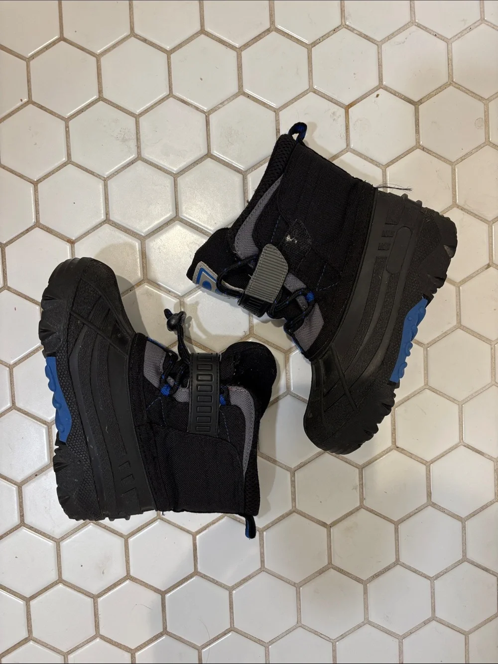 Crater Ridge Kids Blake Black & Blue Winter Shoe Rain Boots Cold-Weather sz 8