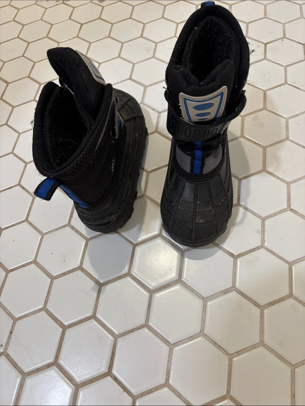 Crater Ridge Kids Blake Black & Blue Winter Shoe Rain Boots Cold-Weather sz 8
