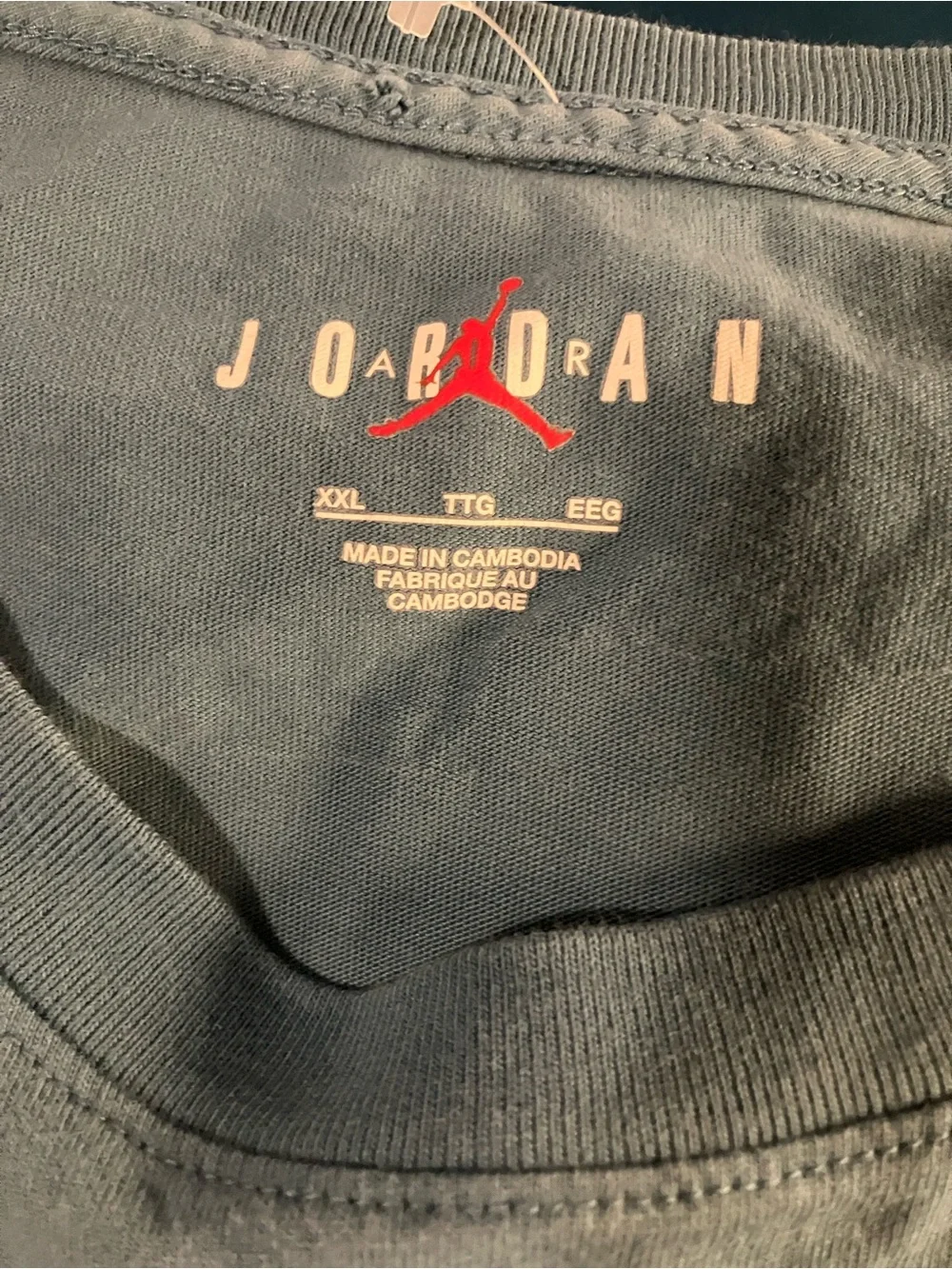 Jordan mens 2XL/TG t shirts, light blue with jumping man graphics