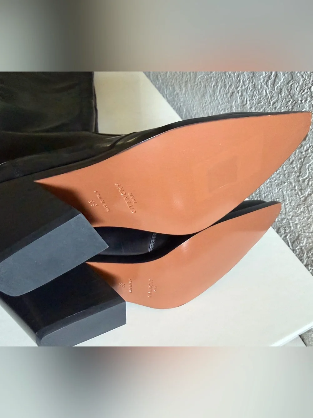 Givenchy nib black