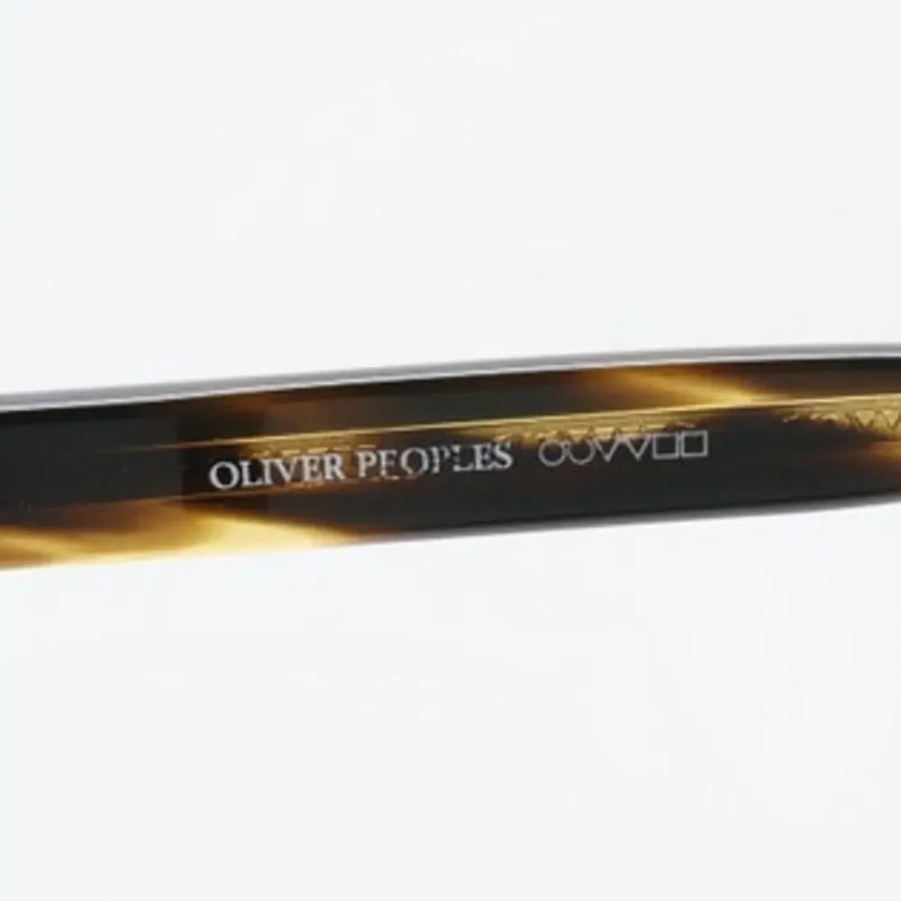 Oliver Peoples up sale