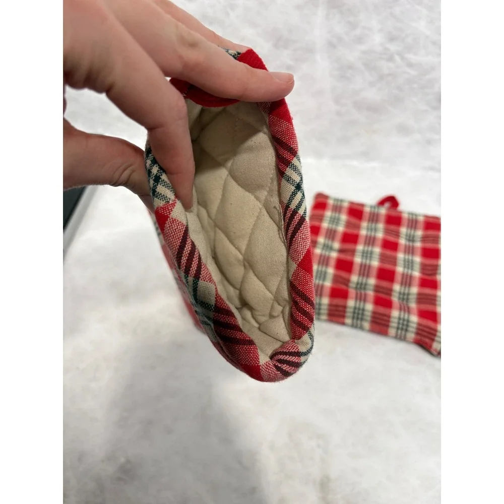 Hearth & Hand Magnolia Red Plaid Oven Mitt and Pot Holder Set Kitchen Farmhouse