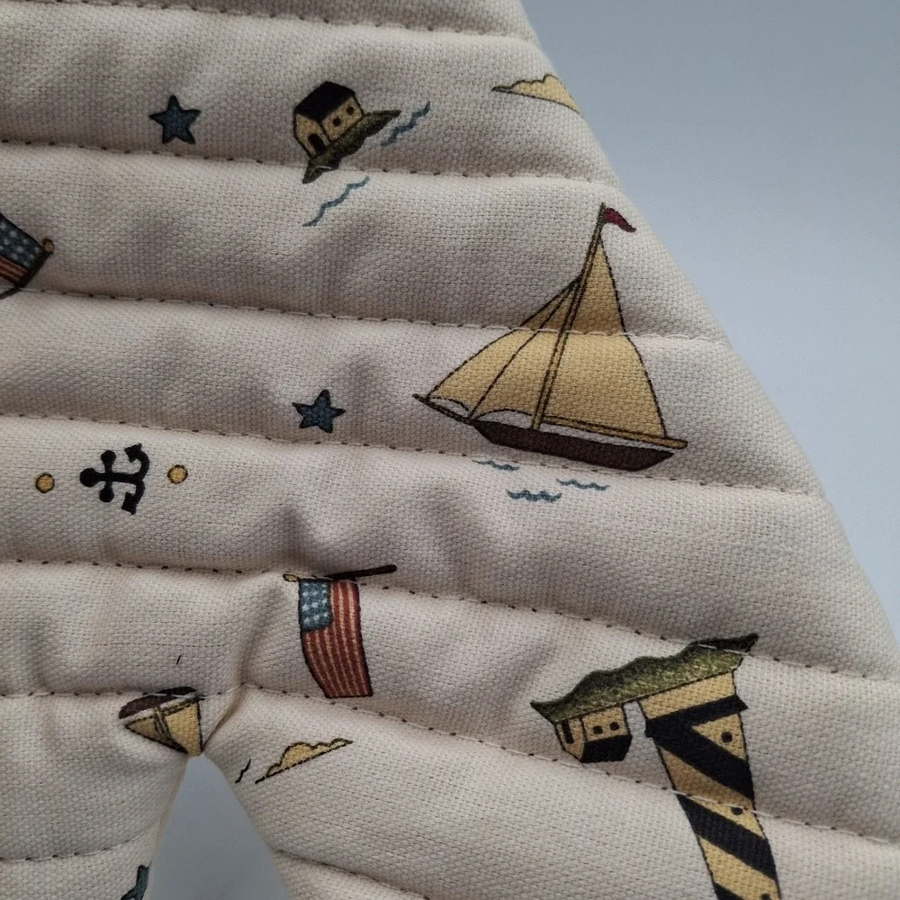 VTG Warren Kimble Coastal Breeze‎ Oven Mitt Nautical Lighthouse Sailboat New WT