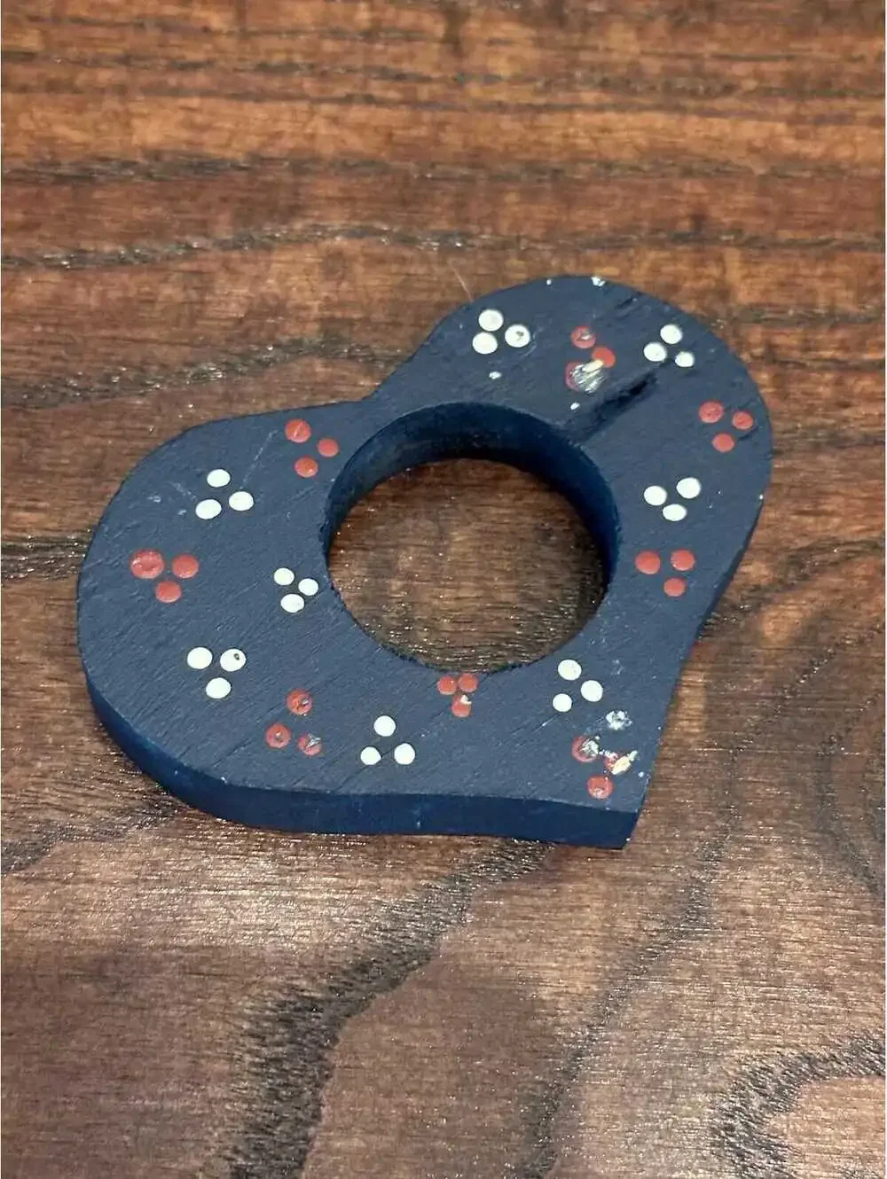 Heart-Shaped Navy Blue Wooden Country Style Napking Rings Set of 5