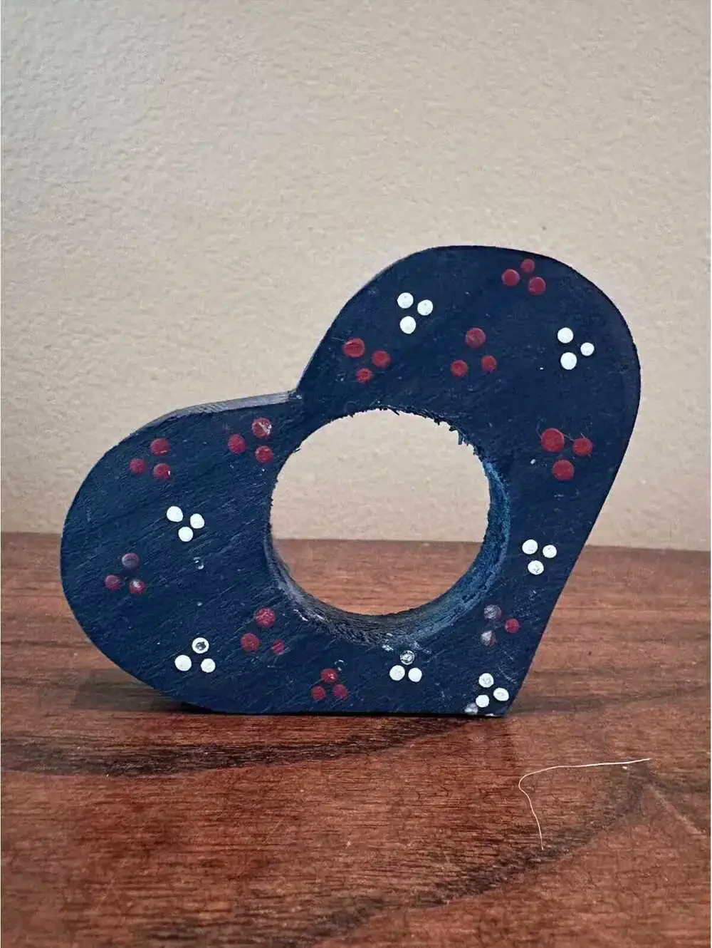 Heart-Shaped Navy Blue Wooden Country Style Napking Rings Set of 5