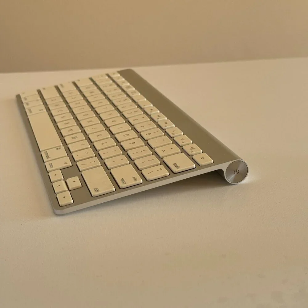 Apple genuine wireless