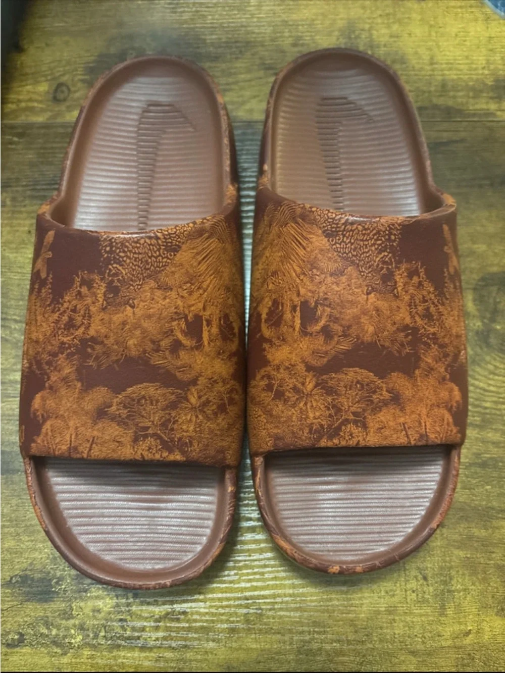 Nike Calm Men's Brown orange Brown Slide Sandals Men7 Wmn 8