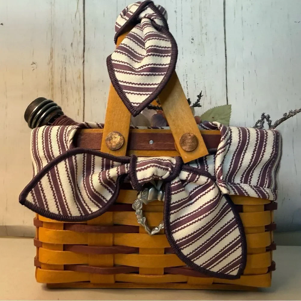 1998 Longaberger Basket with Plaid Liner Charm Ties Sweetheart Basket contents