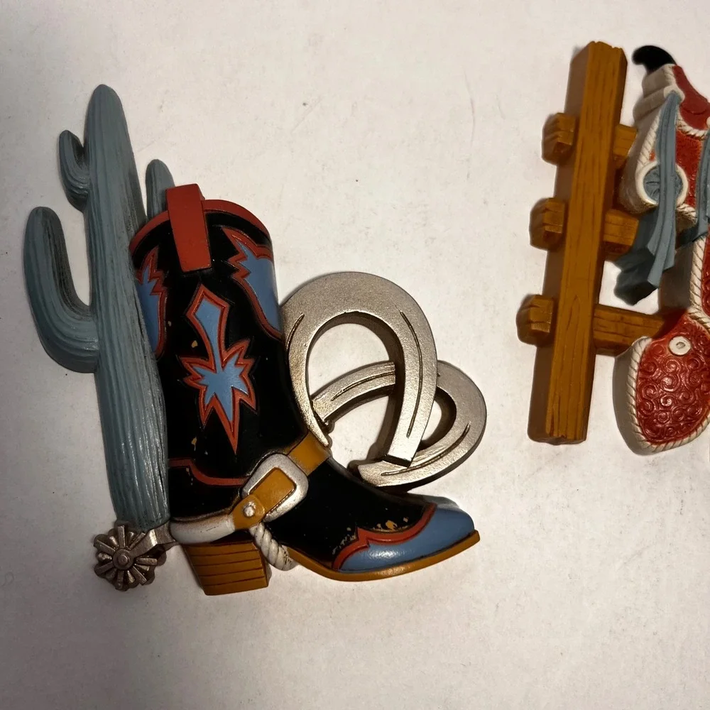 VTG Burwood Home Interiors Western Wall Plaques Set 3 Cowboy Boot Saddle 3344